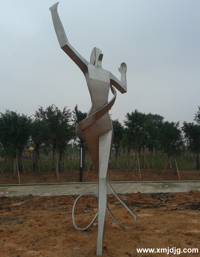 金地集团不锈钢烤漆雕塑