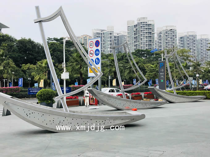 广场不锈钢拉丝帆船雕塑